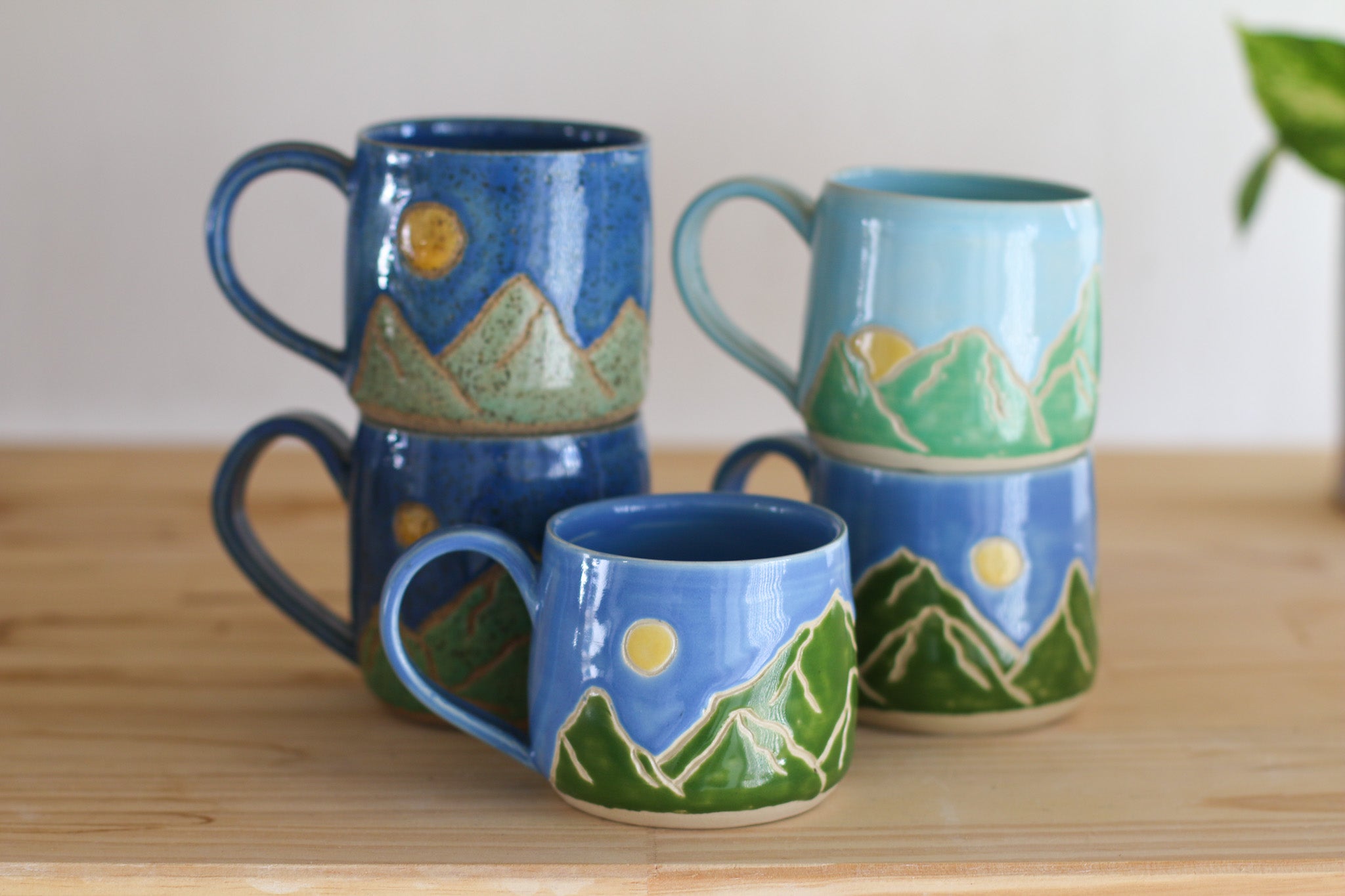 Montañitas collection